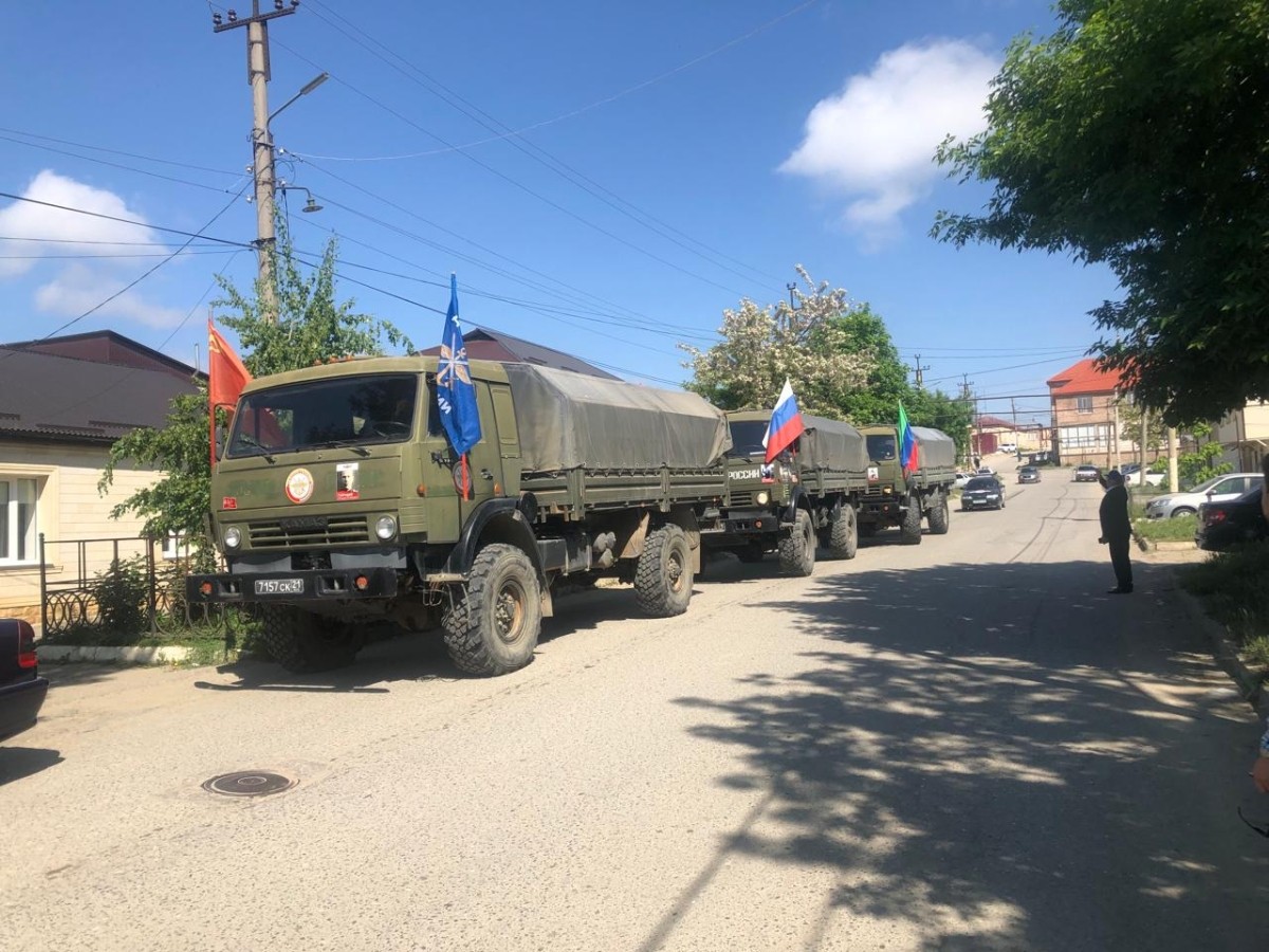 bujnakskaja ash prinjala uchastie v torzhestvennom mitinge posvjashhennom dnju pobedy 5fd7cdc