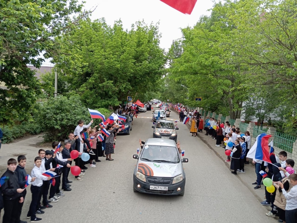 v kizljare proshel avtoprobeg spasibo dedu za pobedu 2b25ec8